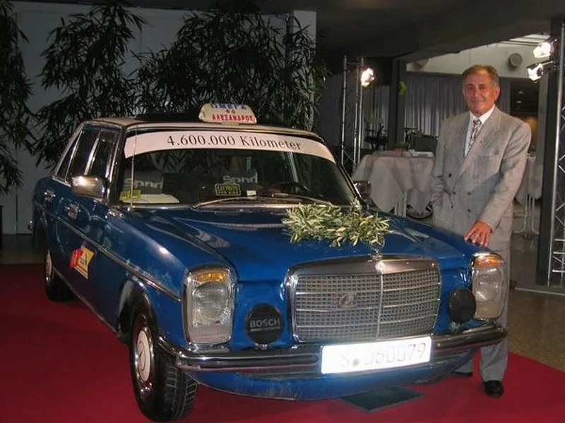 Mașina Mercedes-Benz cu cel mai mare kilometraj din lume, construită în 1976