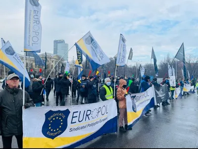 Polițiștii au protestat, recent, în fața Guvernului. FOTO: Facebook