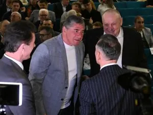 '200 de mici și 15 lăzi de bere. Direct!' Legenda Stelei a făcut 'prăpăd' în satul natal
