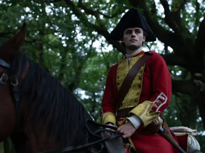 William Franklyn-Miller, în rolul tânărului Washington Foto: WARNER BROTHERS