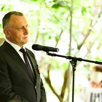 Sorin Cîmpeanu: Școlile rămân deschise până la rata de infectare de șase la mie/FOTO: Facebook/SorinCîmpeanu