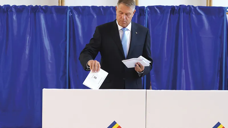 Klaus Iohannis – comasarea alegerilor locale și europene alături de lista comună PSD-PNL au făcut, totuși, ca România să aducă o contribuție importantă la majoritatea pro-europeană - Foto: INQUAM PHOTOS/ George Călin