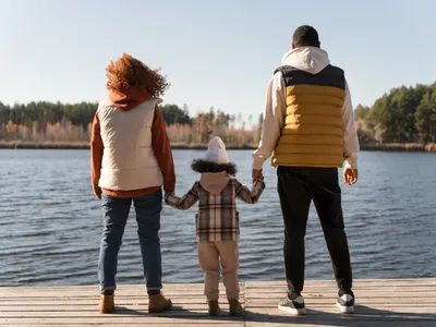Familie - Foto: Magnific (Imagine cu rol ilustrativ)