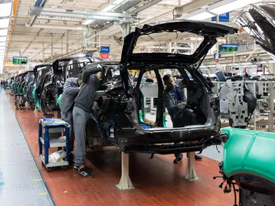 Probleme în industria auto. Un mare furnizor german intră în faliment. Angajații pleacă acasă - Foto: Freepik.com (rol ilustrativ)