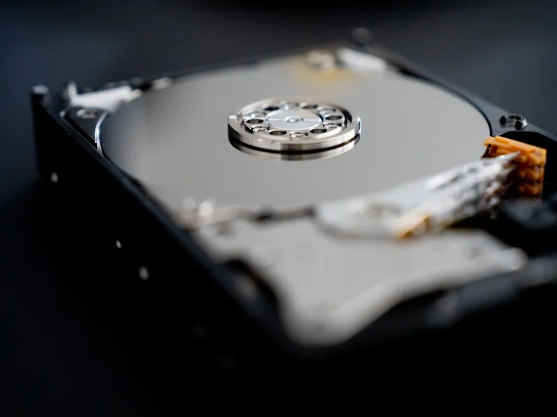 Politia Română dă 10.240.322 lei hard disk-uri externe până la 12TB pentru informațiile clasificate - Foto: Profimedia images