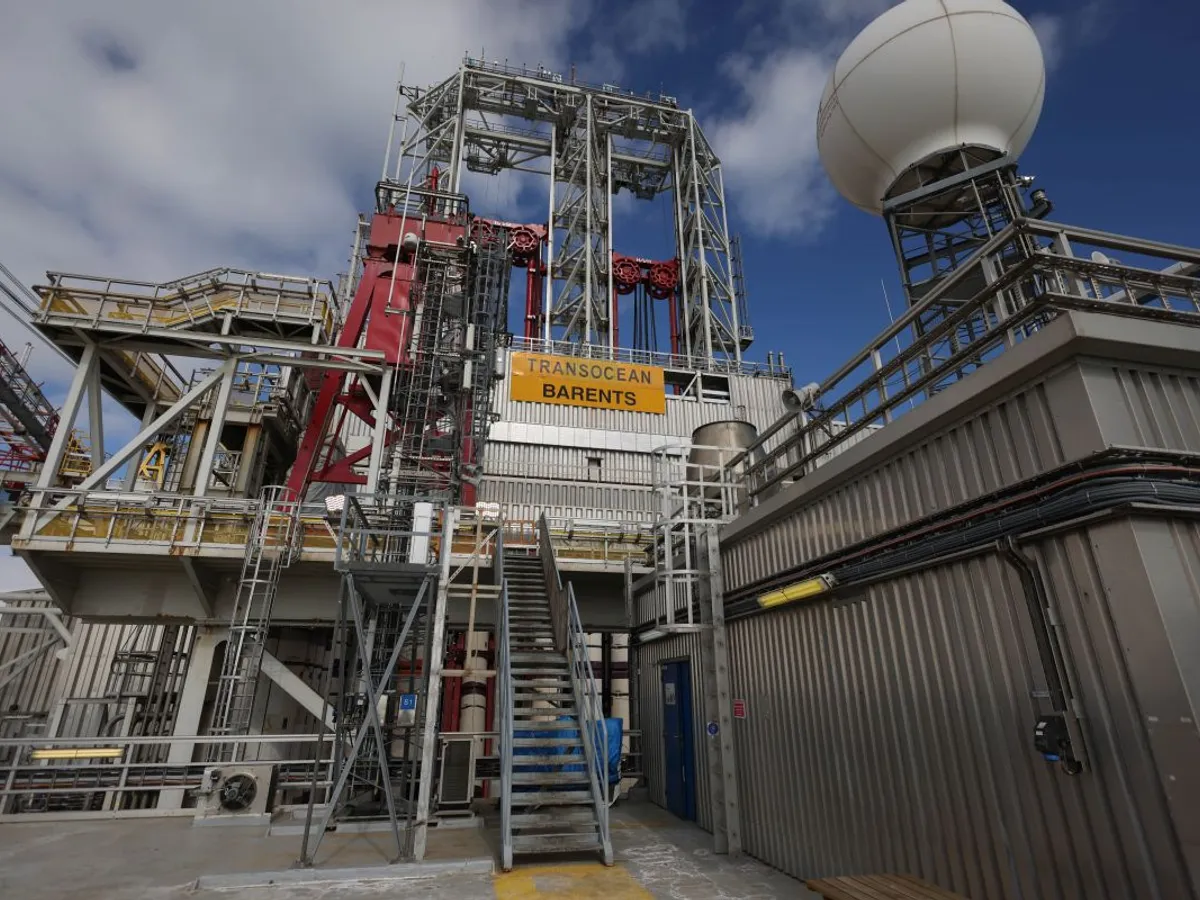 Sonda Transocean Barents, din Perimetrul Neoptun Deep - Foto: INQUAM PHOTOS/George Călin