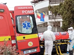 Ambulanțele lucrează non-stop la Iași/FOTO: ziaruldeiasi.ro