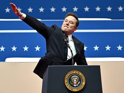 Elon Musk atacă UE cu propaganda lui Putin: „Uniunea distruge democrația în Europa. Părășiți blocul” - Foto: Profimedia images