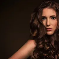 Greșeala de stil care le face pe femei să pară mai bătrâne- Foto: Freepik.com (rol ilustrativ)