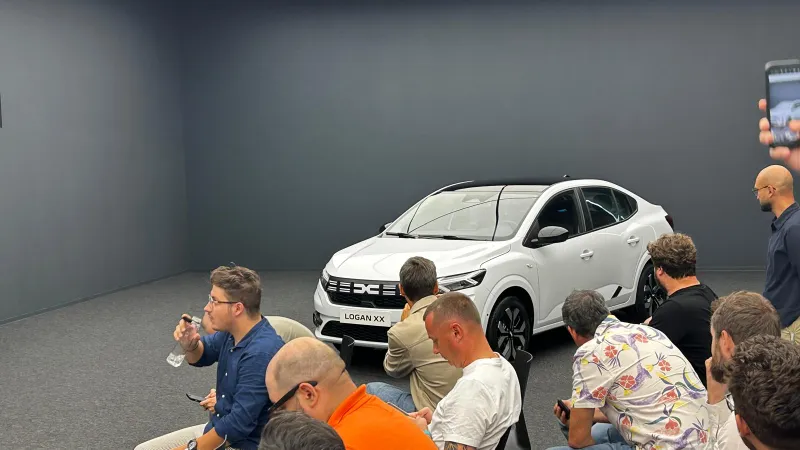 Mașina care a pus România pe harta auto a lumii sărbătorește 20 de ani cu o serie limitată „XX” - Foto: Newsweek