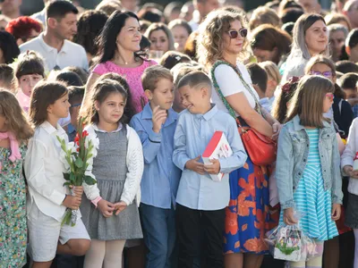 Școala începe luni. Câte unităţi de învăţământ sunt în trei schimburi și câte au toalete în curte - FOTO: Inquam Photos / Virgil Simonescu