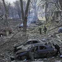Ucraina, dispusă să rămână în afara NATO, dar cere garanții. Lavrov: Rusia va continua războiul / FT