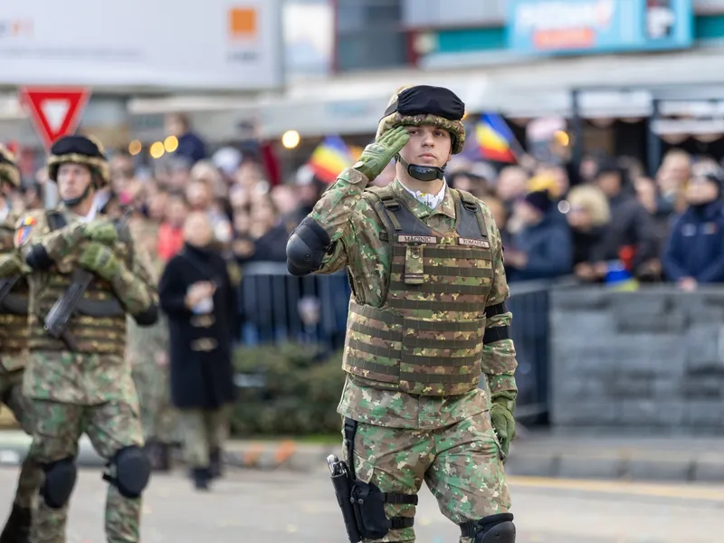 MApN denunţă o postare falsă privind suspendarea anumitor drepturi salariale ale militarilor  -  FOTO MApN/Facebook