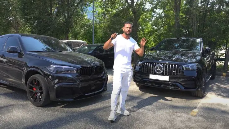 Vlogger-ul și artistul Dorian Popa, vitezoman de ocazie. A rămas trei luni fără permis. / Foto: gsp.ro