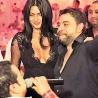 Manelistul Florin Salam și Roxana Dobre se pregătesc să facă marele pas. Nunta, în Dubai, pe yacht. / Foto: cancan.ro