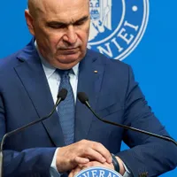 Premierul interimar Ilie Bolojan  - Foto: Profimedia Images