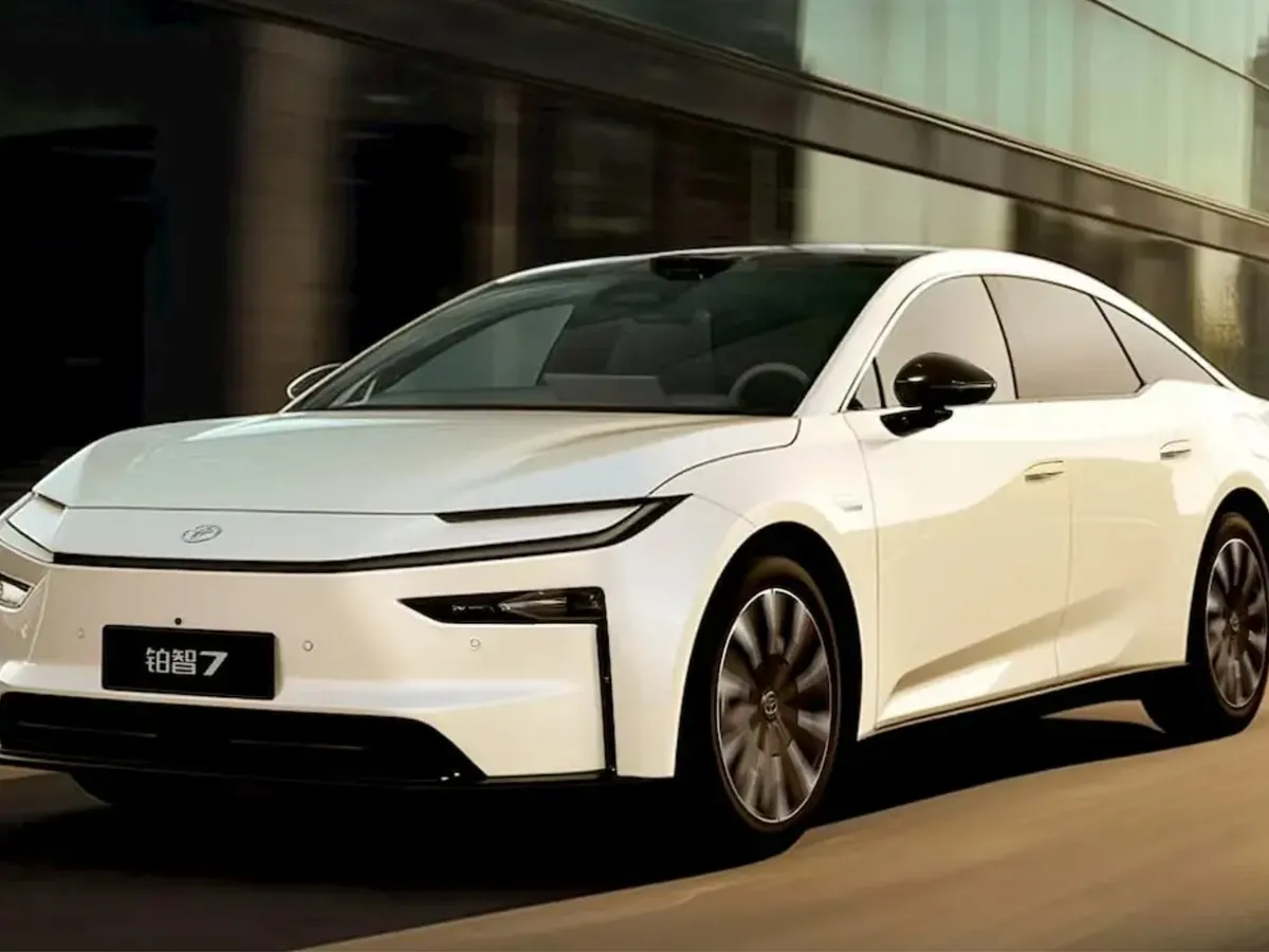 Toyota bZ7 - Foto: Toyota