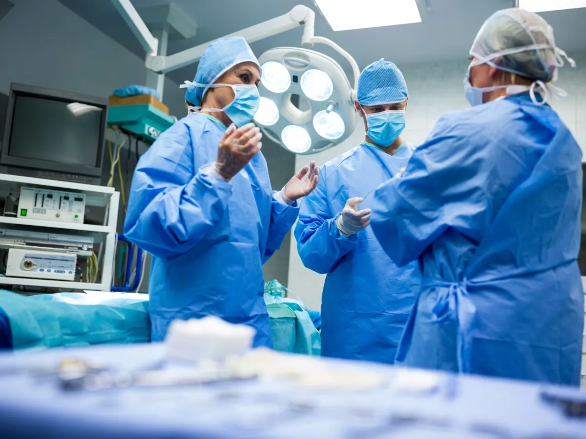Medici în sala de operație - Foto: Freepik (rol ilustrativ)