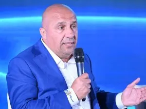 Are afaceri de 300 de milioane € și vrea să preia o echipă din SuperLiga: 'E o firmă puternică'