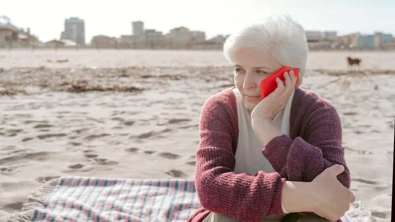 Pensionarii pierd între 400 și 900 lei la pensie. Poate fi evitat scenariul anunțat de economiști? - Foto: Freepik