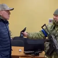 Ambasadorul Belarusului în Ucraina a primit la graniță o pungă cu „30 de arginți” Foto: captură video Youtube