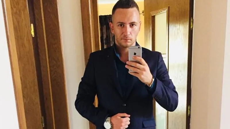 Bogdan Pintiilie, vicepreședintele Tineretului Liberal, a distribuit o imagine trucată cu Flavia Boghiu cu un ochi învinețit, spunând că e un pamflet. Sursă imagine: Facebook