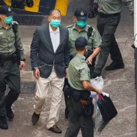 China l-a pus în lanțuri pe mogulul media din Hong Kong Jimmy Lai - Foto: bangkokpost.com