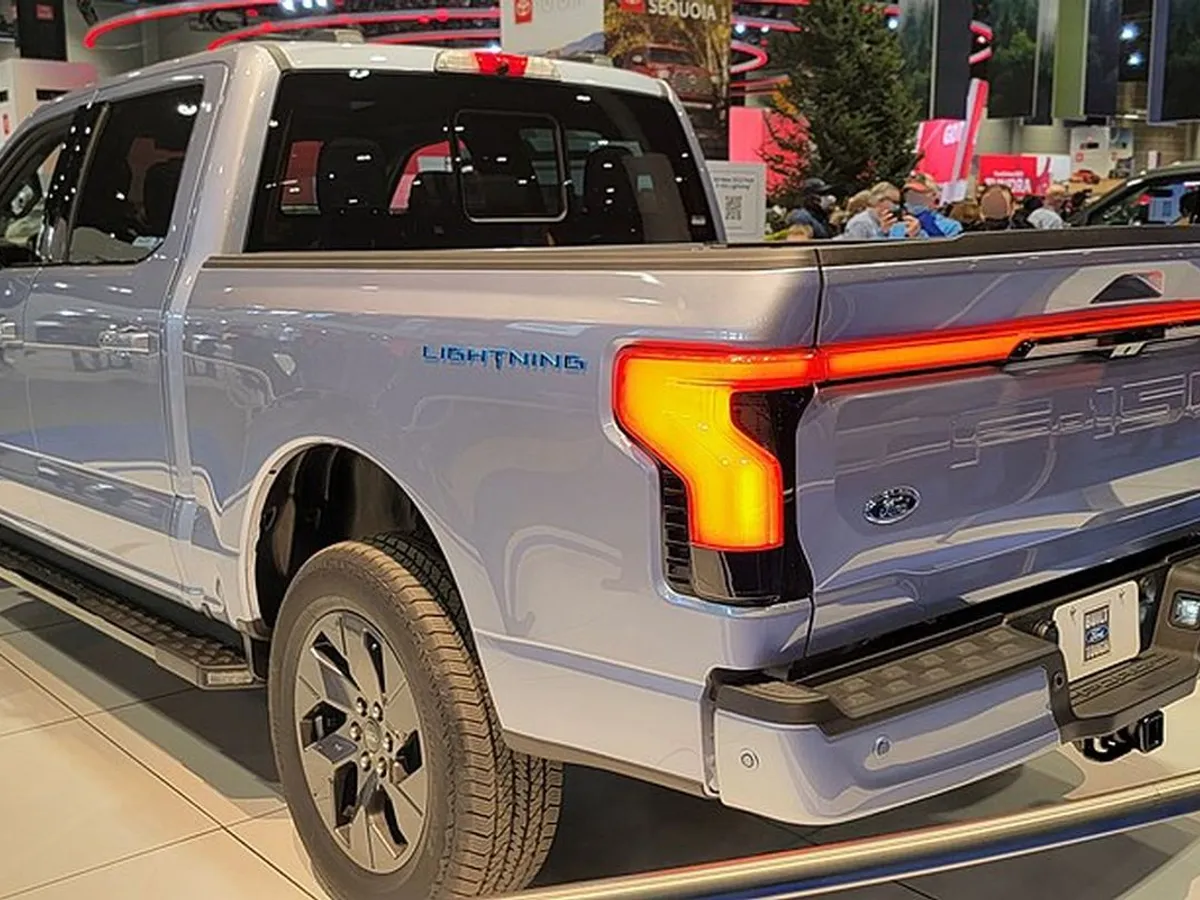 Ford Motor oprește producția pick-up-ului electric, din cauza unor probleme la bateriei - Foto: Wikipedia/UltraTech66