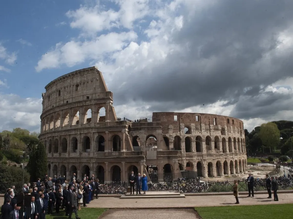 Aprilie 2025. Regele Charles al III-lea şi Regina Camila vizitează Colosseumul - Foto: Profimedia Images