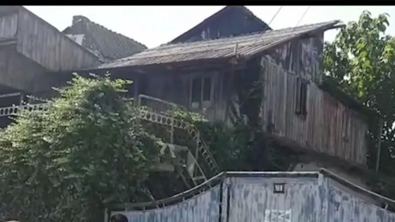 Casa suspectului Foto: Captura Antena 3