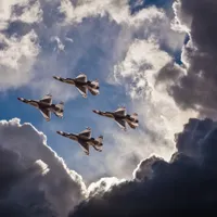 Vestea că dă fiori reci Kremlinului. Avioanele F-16 vor deschide "urgia cerului" pe front în Ucraina - Foto: Profimedia images