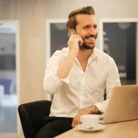 Fără limită la convorbiri în 6 state din Balcani. FOTO: Pexels.com