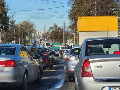 Traficul din Iași: îmbătrânim la volan. Ora prânzului devine noul vârf - Foto: ZdI