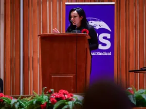 Risc ca pensie și salarii să nu se mai poată plăti. Ministrul Muncii: Abia acoperă cotizația Foto: Facebook/BNS