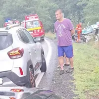 Sfârșit tragic, în floarea vârstei. O poliţistă de 21 de ani a murit într-un accident rutier pe DN13 - Foto: Info Trafic Brasov(imagine cu rol ilustrativ)