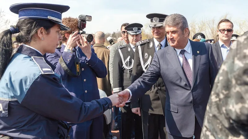 ACUZAȚIE. Gabriel Oprea este judecat în dosarul unei mașini de lux cumpărate de DGPI pentru protecția demnitarilor și folosită doar de acesta - Foto: Inquam Photos/ Liviu Florin Albei