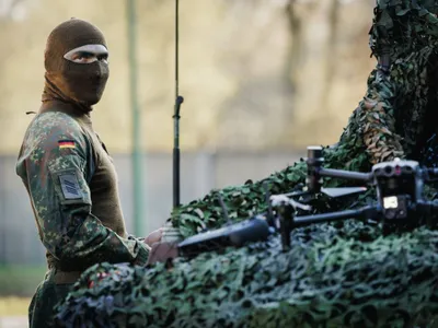 Soldat al Batalionului German de Gardă - Foto: Profimedia Images