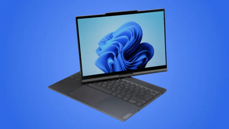 Cele mai tari gadgeturi de la IFA 2024: laptop AI cu comandă vocală, aspiratoare care urcă scări - Foto: Lenovo