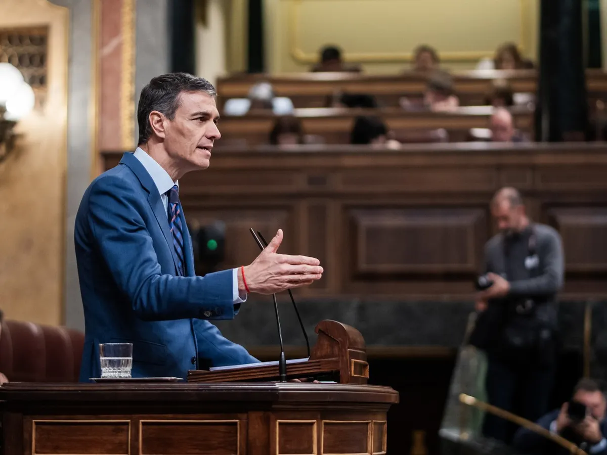 Pedro Sánchez acuză SUA și Israel că subminează dreptul internațional și întăresc poziția lui Vladimir Putin