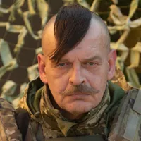 Un fost "stalker de la Cernobîl" care a curățat deșeurile radioactive luptă în prima linie - FOTO: Profimedia