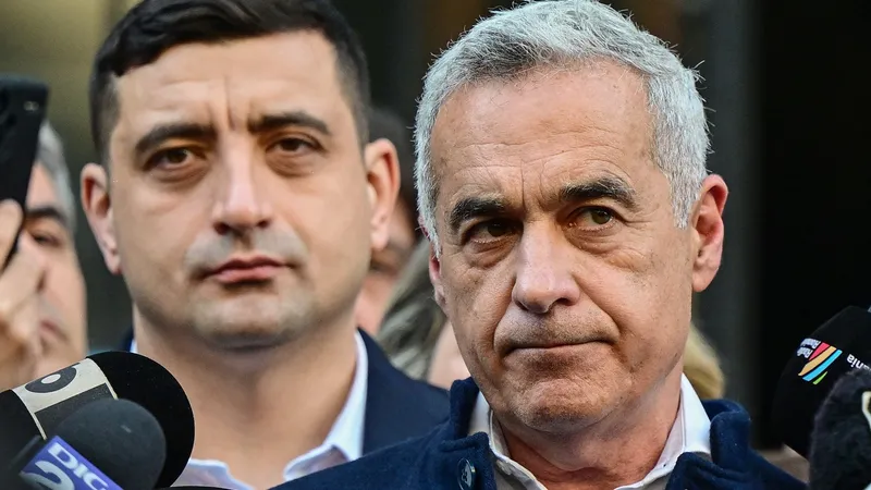 Călin Georgescu nu își îndeamnă susținătorii să-l voteze pe George Simion: "E omul sistemului" - Foto: Profimedia images