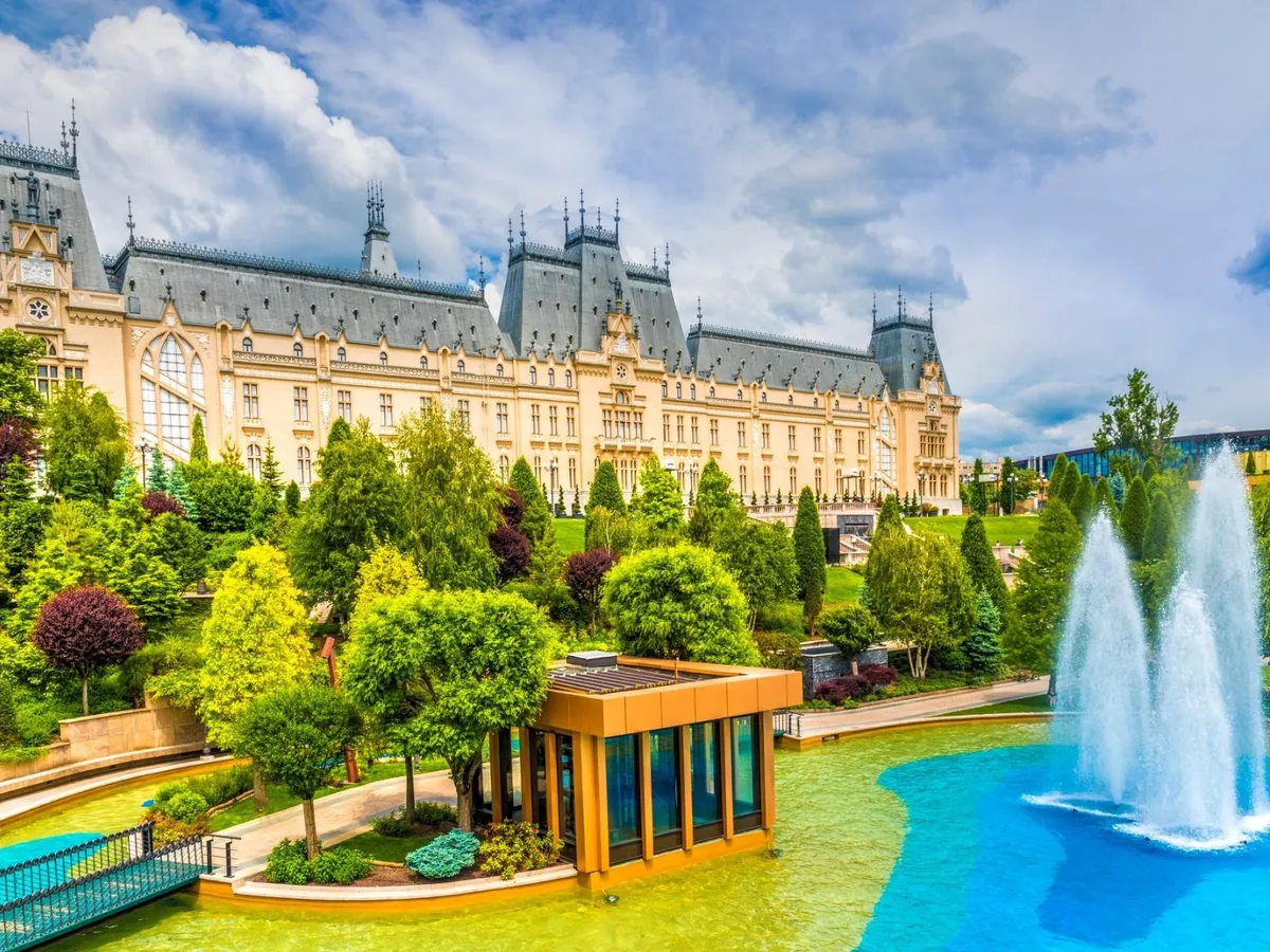 Harta roșie a turismului în primele două luni ale anului 2026. Unde sunt mari căderi?