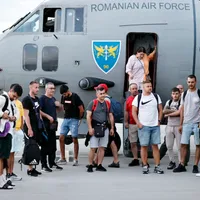 121 cetăţeni români din zona de conflict din Orientul Apropiat, repatriaţi de Guvernul României - Foto: Facebook / Guvernul României