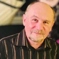 Poeziile medicului scriitor Adrian Sângeorzan au fost traduse în mai multe limbi de circulație internațională Foto: arhiva personală