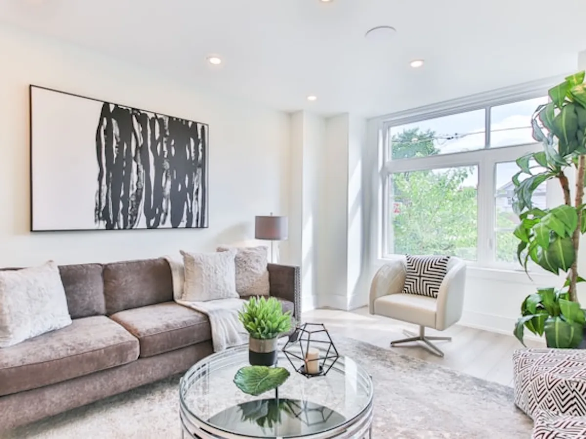 Amenajarea livingului modern: ghidul complet pentru un spațiu funcțional și elegant