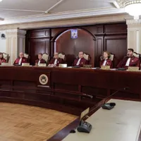 Câte miliarde de euro ne costă pensiile speciale ? - Foto: INQUAM PHOTOS / Octav Ganea