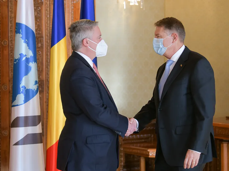 Preşedintele Klaus Iohannis s-a întâlnit la Palatul Cotroceni cu secretarul general al Organizaţiei pentru Cooperare şi Dezvoltare Economică (OCDE), Mathias Cormann. / Foto: presidency.ro