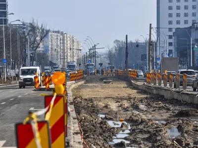 „Trăim într-un șantier. Este inuman ce se întâmplă aici”. Când va fi gata modernizarea Bulevardului Prelungirea Ghencea