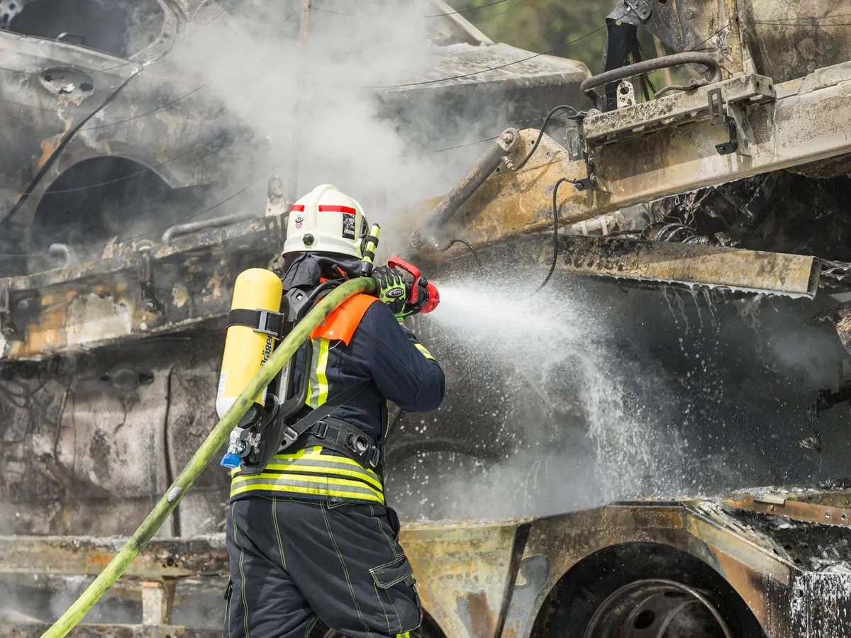 Camioane ale Bundeswehr-ului au fost incendiate la uzina MAN de lângă Magdeburg - Foto: Profimedia Images (imagine cu  rol ilustrativ)