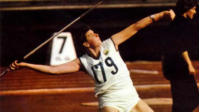 Cine e cea mai tânără atletă campioană olimpică a României Foto: COSR